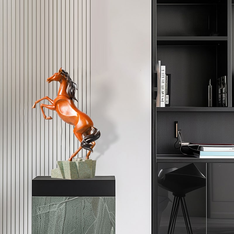 Tượng Ngựa Dũng Mãnh Đứng Núi