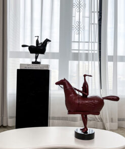 Tượng Kỵ Sĩ Trừu Tượng Nghệ Thuật