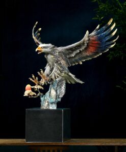 Tượng Đại Bàng Thống Lĩnh Bầu Trời