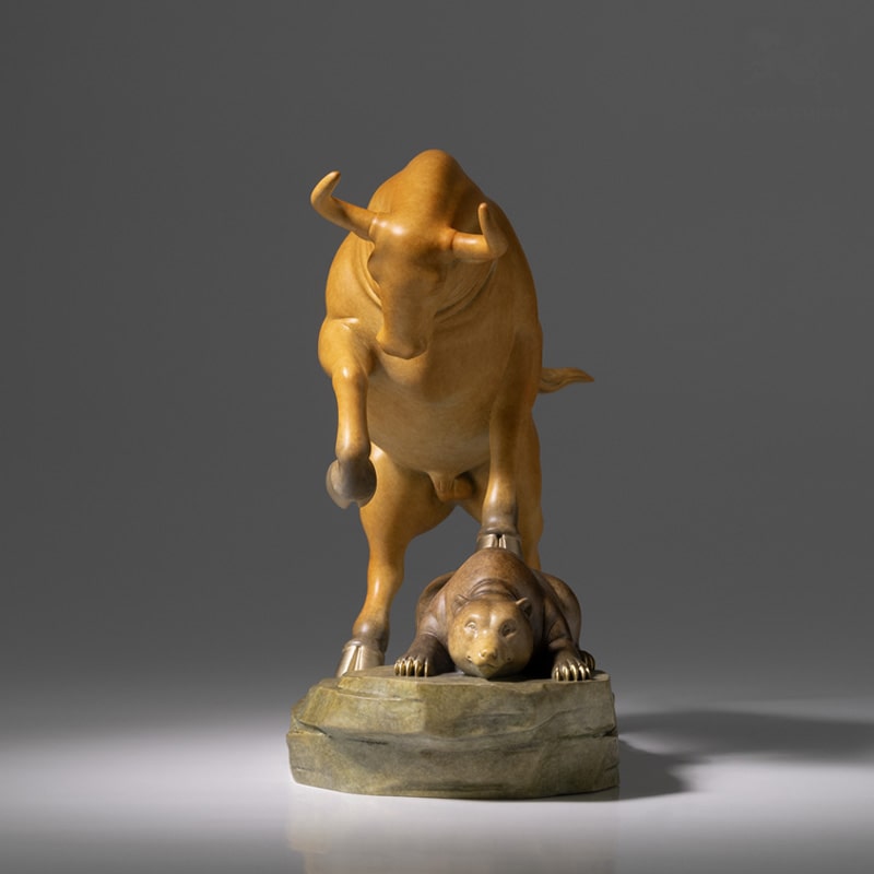 Tượng Nghệ Thuật Cuộc Chiến Bò Và Gấu