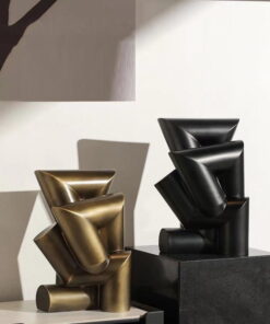 Tượng Hình Khối Xếp Lớp Trừu Tượng