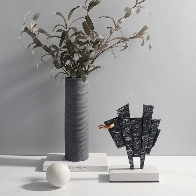 Tượng Linh Ngưu Hình Khối Trừu Tượng