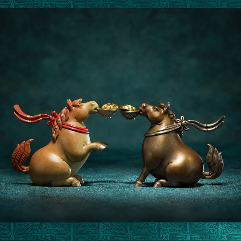 Ngựa May Mắn Ngậm Vàng Decor Taplo Ô Tô