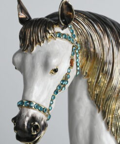 Tượng Ngựa Hoàng Gia Kim Ngọc