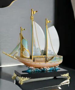 Tượng Thuyền Buồm Thuận Gió Trang Trí