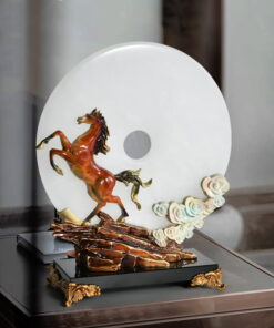 Tượng Ngựa Phi Vân