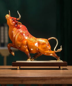 Tượng Bò Tót Khí Thế Vươn Lên